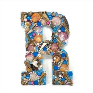 🆕 Decorative Letter R - Beach Theme
